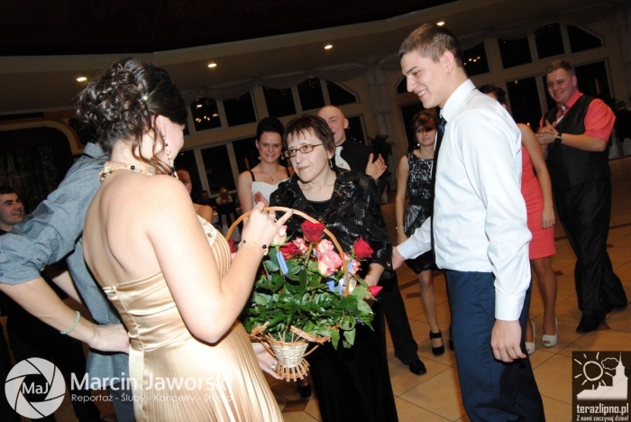 Zobacz jak bawili się maturzyści w Skępem - fotoreportaż