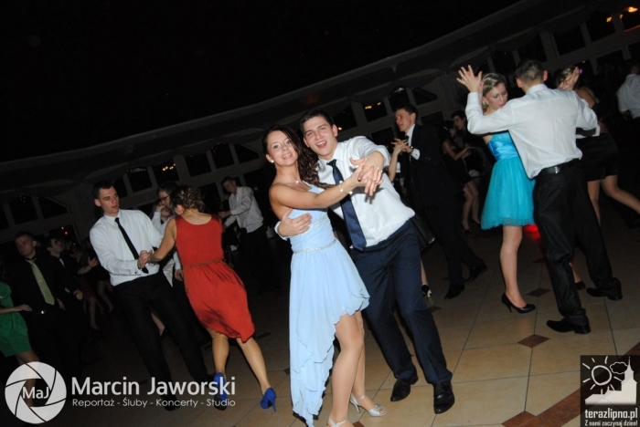 Zobacz jak bawili się maturzyści w Skępem - fotoreportaż