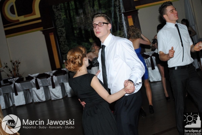 Zobacz jak bawili się maturzyści w Skępem - fotoreportaż