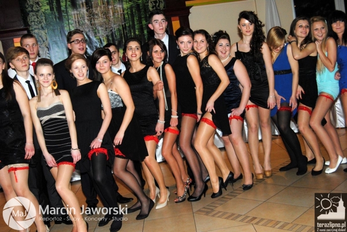 Zobacz jak bawili się maturzyści w Skępem - fotoreportaż