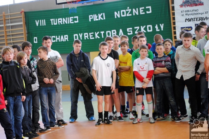 Fotorelacja z turnieju piłki nożnej w gimnazjum - zdjęcia