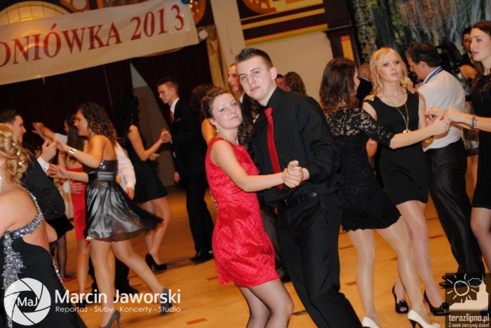 Ostatni bal przed maturą - studniówka ZST - fotoreportaż