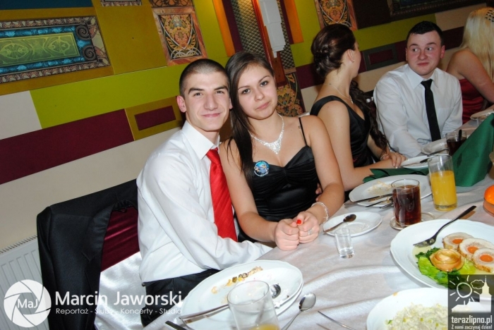 Ostatni bal przed maturą - studniówka ZST - fotoreportaż