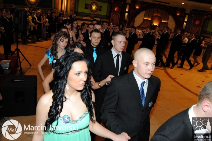 Ostatni bal przed maturą - studniówka ZST - fotoreportaż