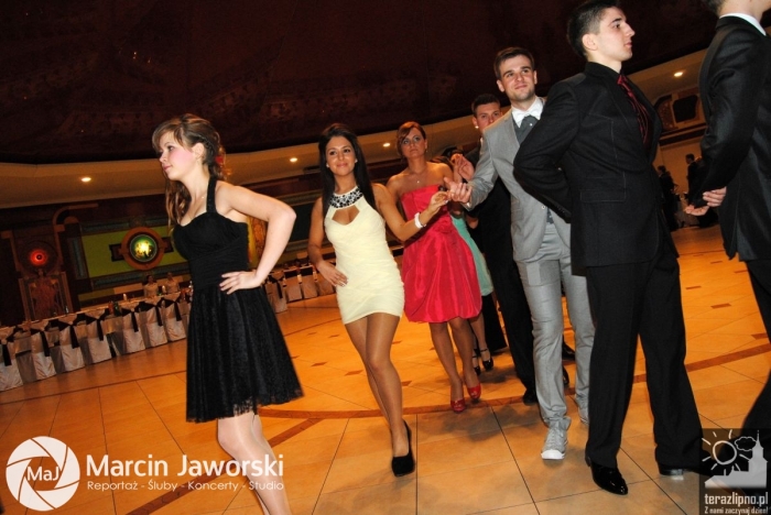 Ostatni bal przed maturą - studniówka ZST - fotoreportaż