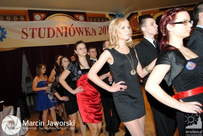 Ostatni bal przed maturą - studniówka ZST - fotoreportaż