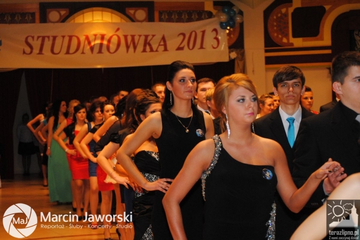 Ostatni bal przed maturą - studniówka ZST - fotoreportaż