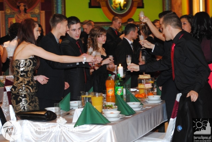 Ostatni bal przed maturą - studniówka ZST - fotoreportaż