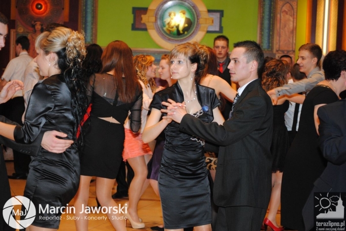 Ostatni bal przed maturą - studniówka ZST - fotoreportaż