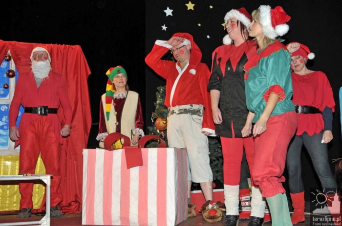 Nauczyciele trójki zagrali dla Ewy - fotoreportaż