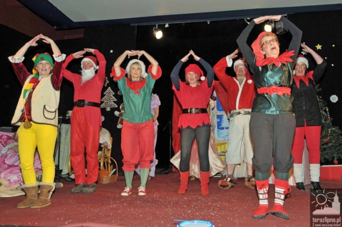 Nauczyciele trójki zagrali dla Ewy - fotoreportaż