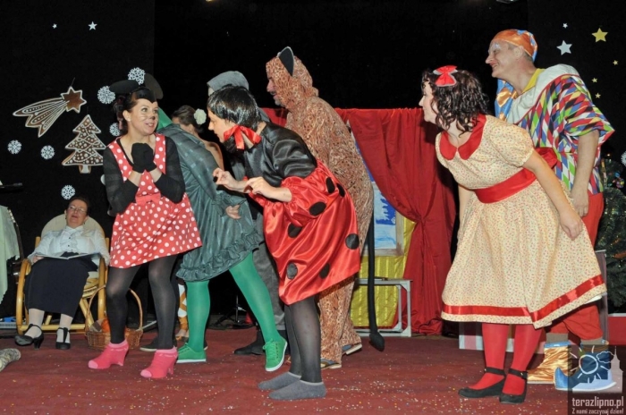 Nauczyciele trójki zagrali dla Ewy - fotoreportaż