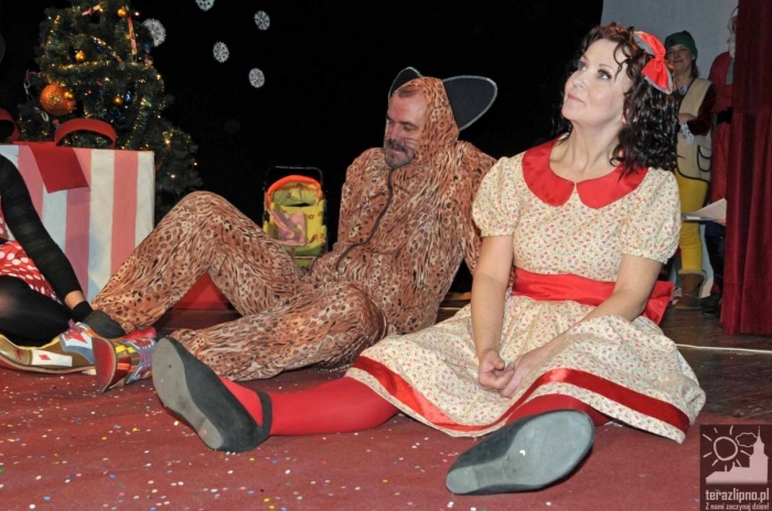 Nauczyciele trójki zagrali dla Ewy - fotoreportaż