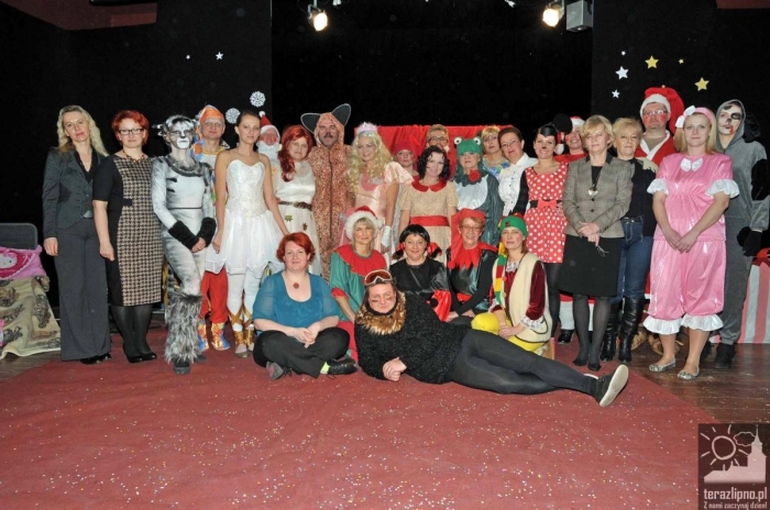 Nauczyciele trójki zagrali dla Ewy - fotoreportaż