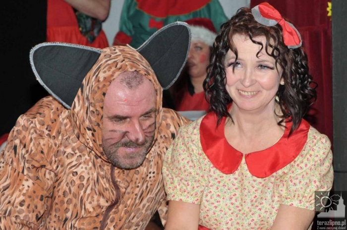 Nauczyciele trójki zagrali dla Ewy - fotoreportaż