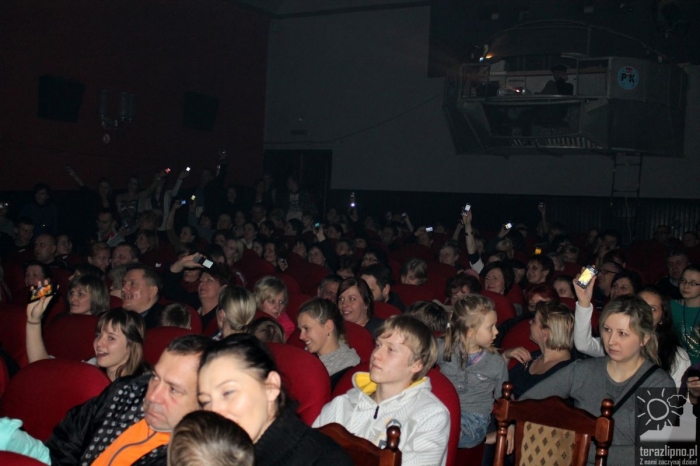 Całe kino wspierało Kaję - fotoreportaż