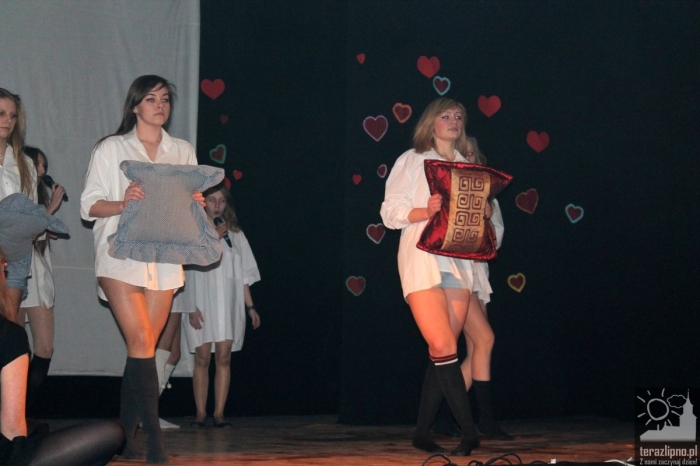 Całe kino wspierało Kaję - fotoreportaż