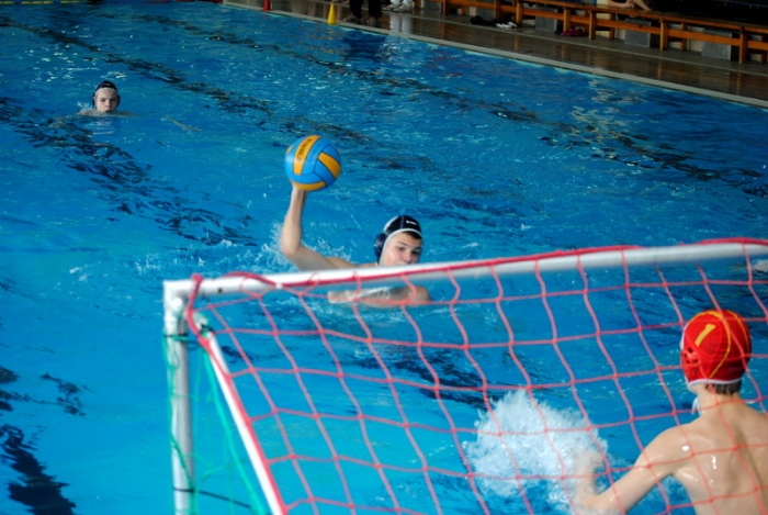 Turniej piłki wodnej. Dwie wygrane naszych - fotoreportaż