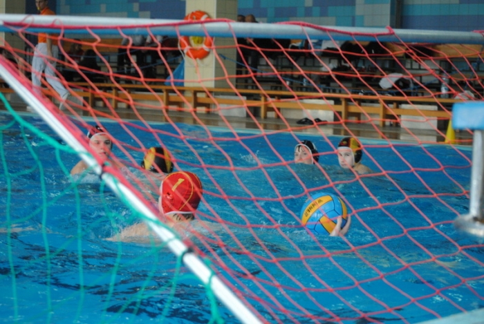 Turniej piłki wodnej. Dwie wygrane naszych - fotoreportaż