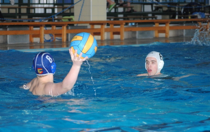 Turniej piłki wodnej. Dwie wygrane naszych - fotoreportaż