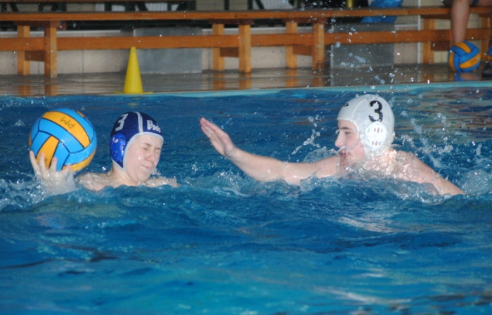 Turniej piłki wodnej. Dwie wygrane naszych - fotoreportaż