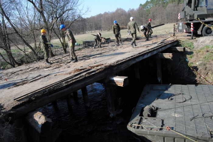 Rozpoczęto remont mostu [zdjęcia] - fotoreportaż
