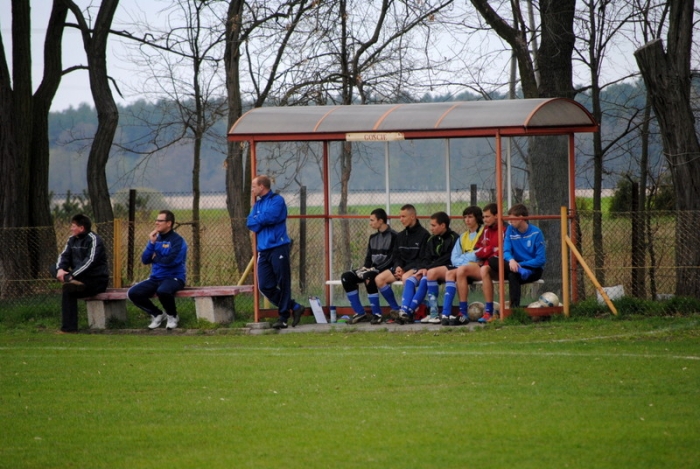 Zostawili na boisku serce i zdobyli wyjazdowe trzy punkty! - fotoreportaż