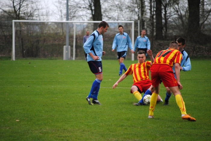Zostawili na boisku serce i zdobyli wyjazdowe trzy punkty! - fotoreportaż