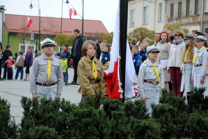 Święto flagi państwowej! Biało - czerwono na Placu Dekerta - fotoreportaż