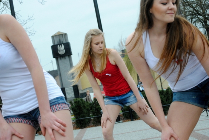 Święto flagi państwowej! Biało - czerwono na Placu Dekerta - fotoreportaż