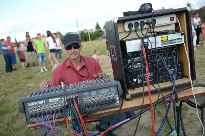 Piknik rodzinny na osiedlu kwiatów - fotoreportaż