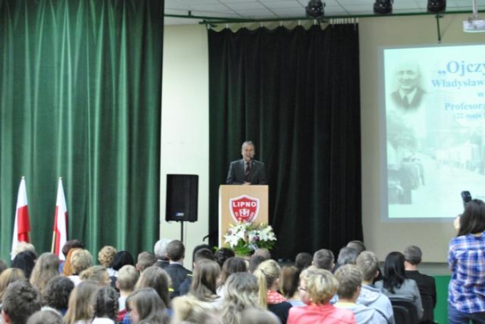 Sesja popularnonaukowa poświęcona Honorowemu Obywatelowi Miasta Lipna i jego ojcu - fotoreportaż