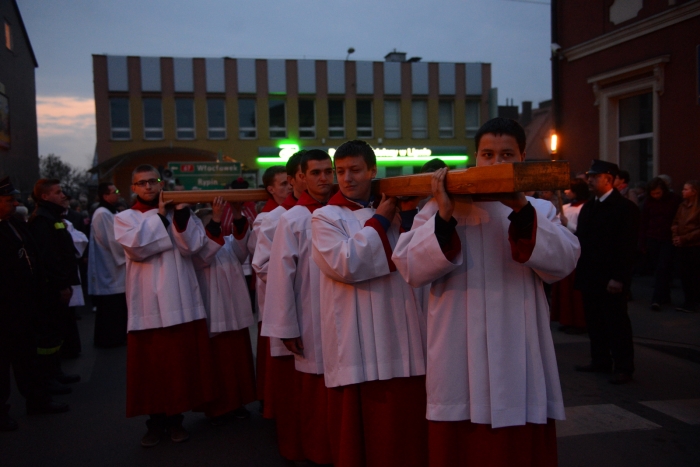 Miejska Droga Krzyżowa - fotoreportaż