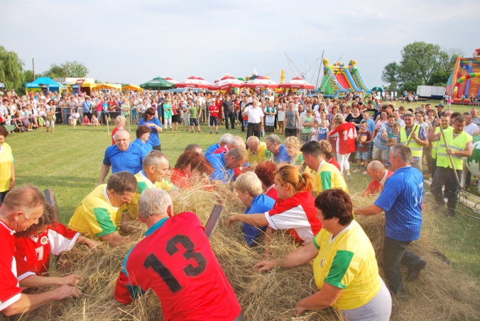 Zmagania sołtysów z całego powiatu - fotoreportaż