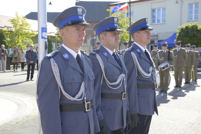 Lipnowska policja z nowym sztandarem - fotoreportaż