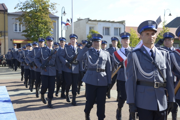 Lipnowska policja z nowym sztandarem - fotoreportaż
