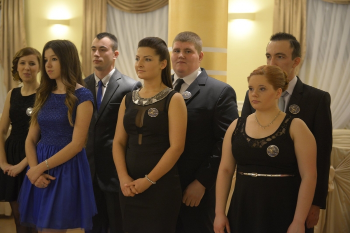 Studniówka ZS w Dobrzyniu nad Wisłą [foto]