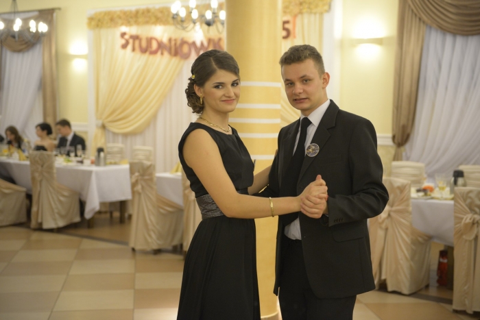 Studniówka ZS w Dobrzyniu nad Wisłą [foto]