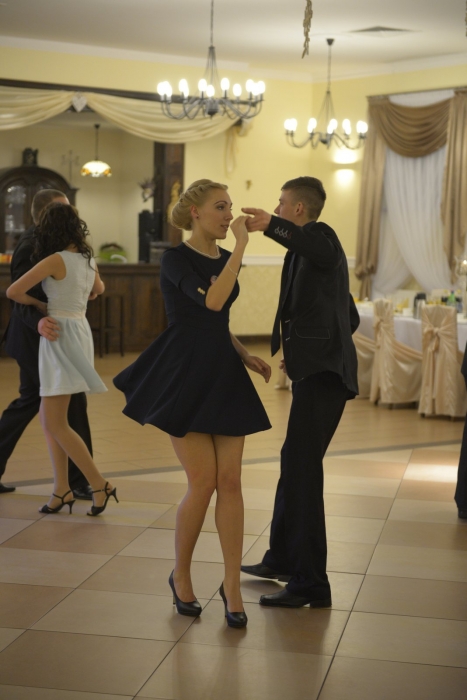 Studniówka ZS w Dobrzyniu nad Wisłą [foto]