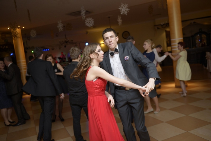 Studniówka ZS w Dobrzyniu nad Wisłą [foto]