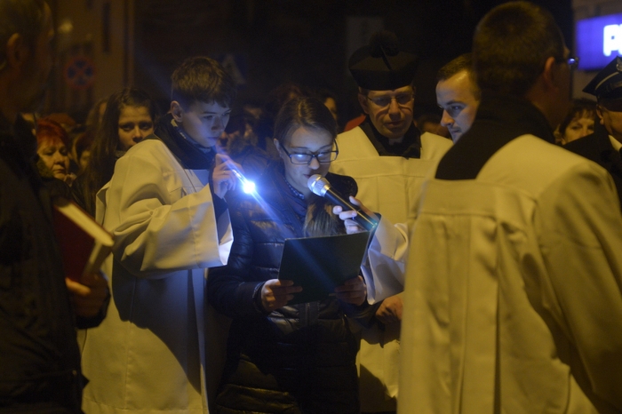 Droga krzyżowa ulicami miasta [foto]
