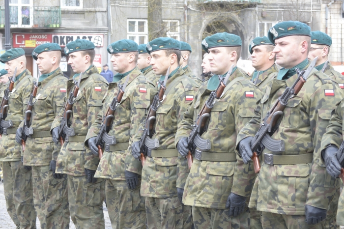Odsłonięto tablicę ku czci pomordowanych - fotoreportaż