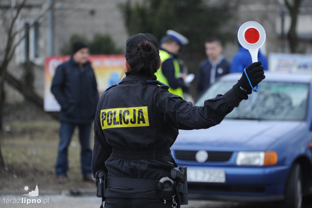 Zderzenie trzech aut na ulicy Skępskiej