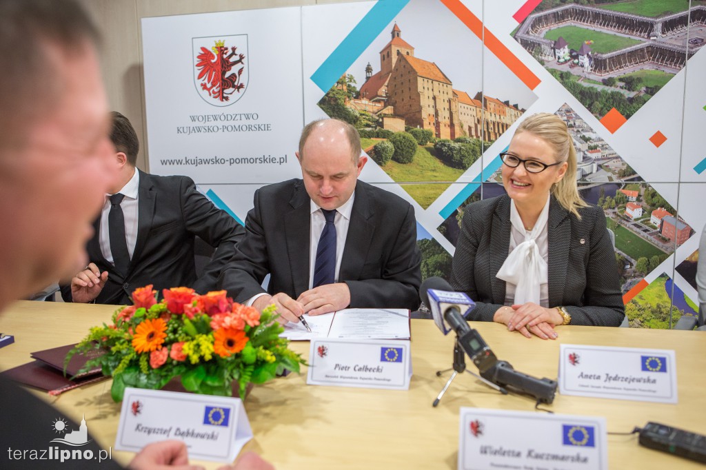 Podpisanie umowy na budowę DW559
