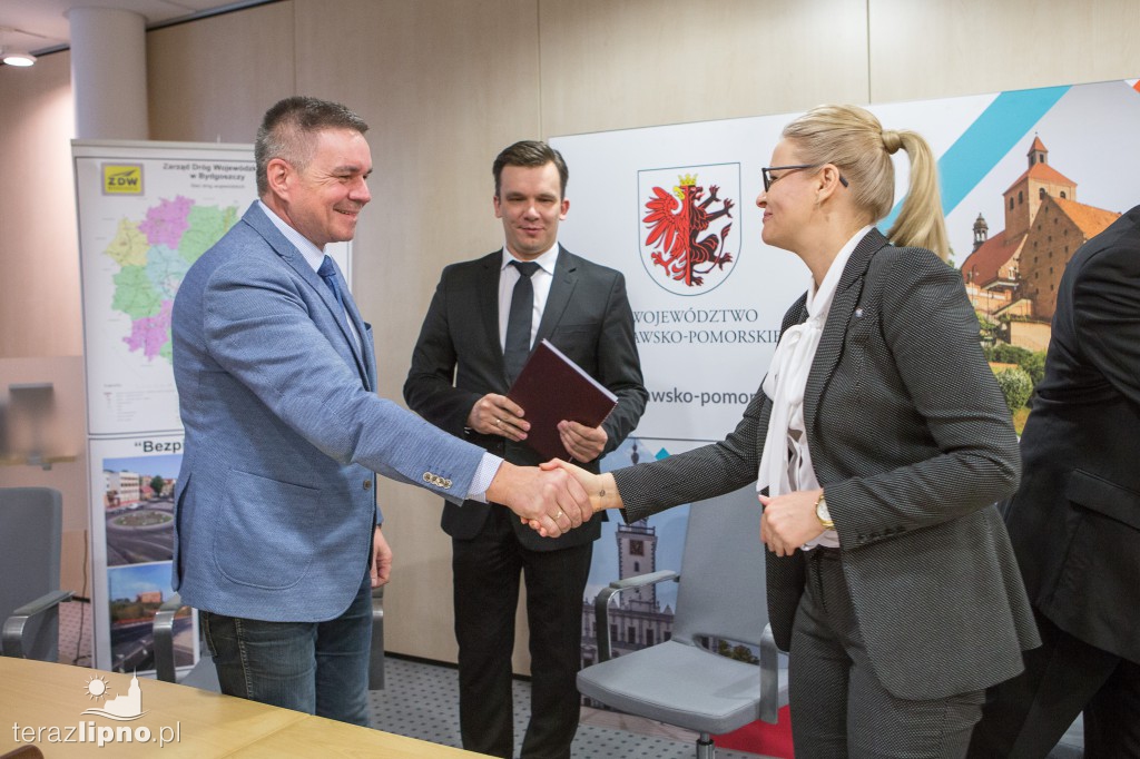 Podpisanie umowy na budowę DW559
