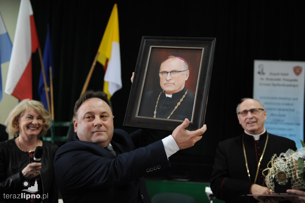 Tytuł dla biskupa włocławskiego