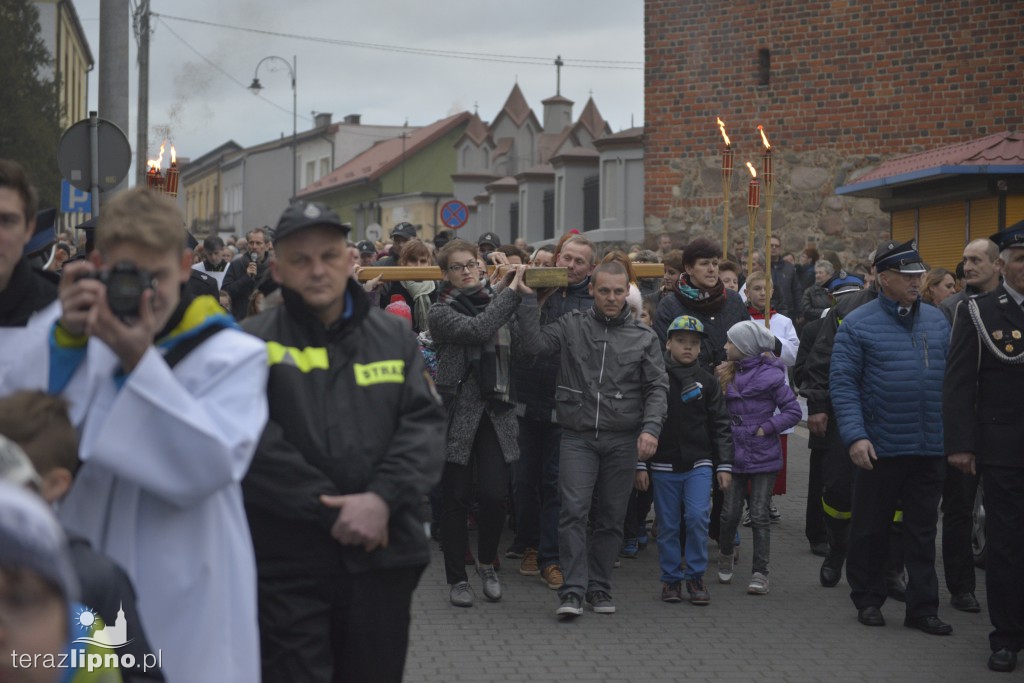 Droga Krzyżowa przeszła ulicami Lipna