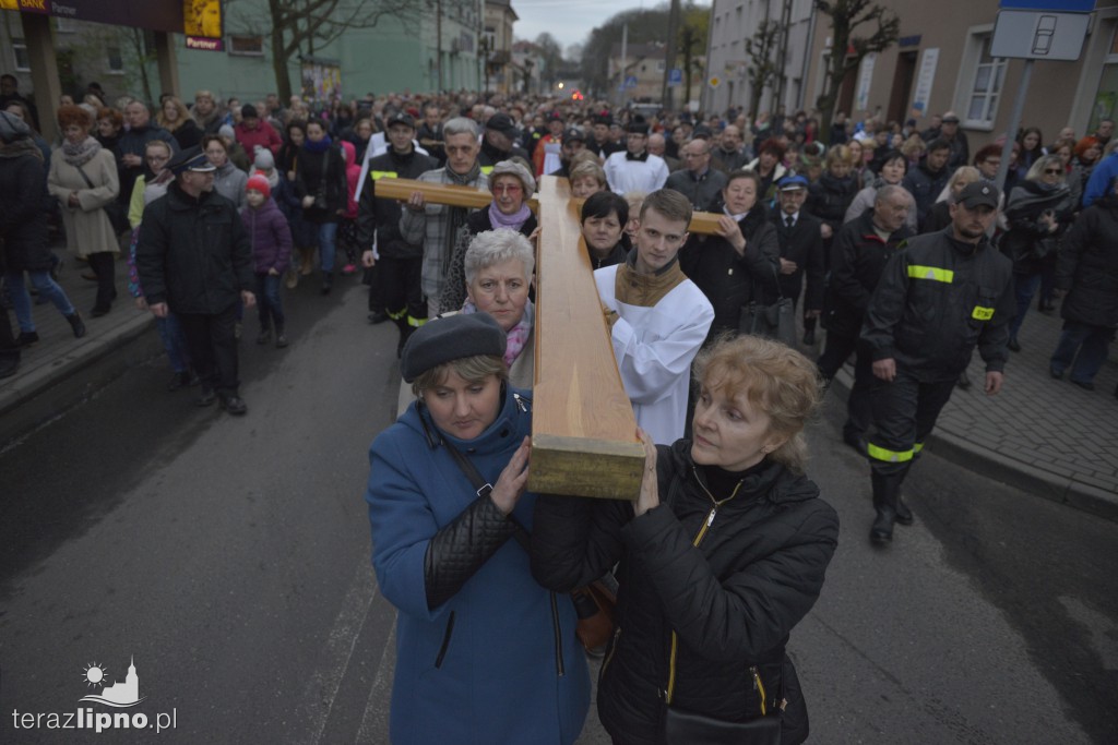 Droga Krzyżowa przeszła ulicami Lipna