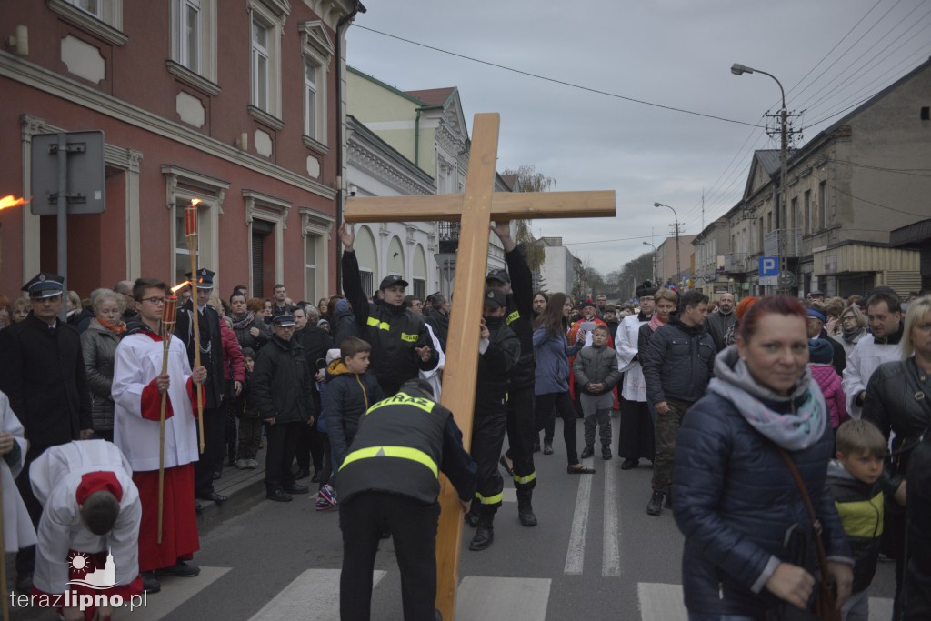 Droga Krzyżowa przeszła ulicami Lipna