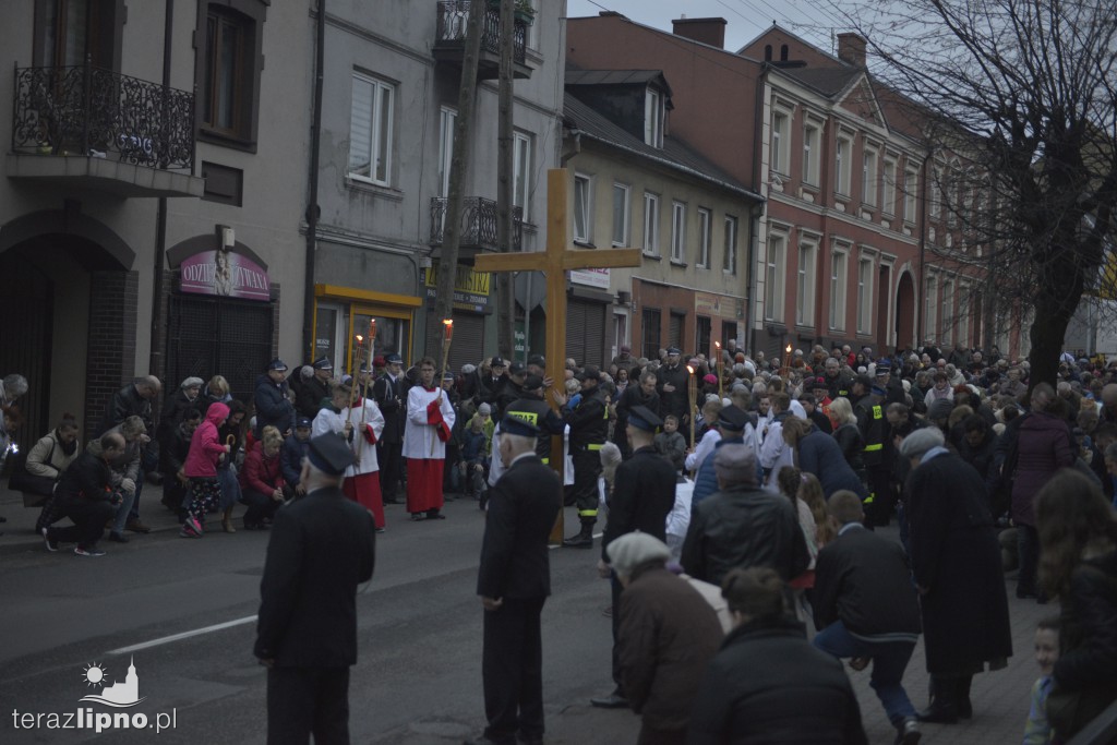 Droga Krzyżowa przeszła ulicami Lipna